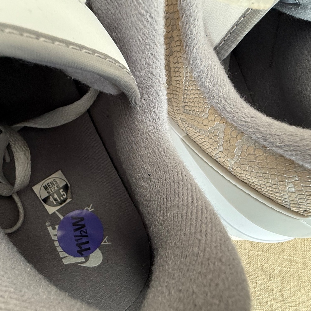 Nike Air Jordan 2 Retro Low Python. BRAND NEW!! M-11.5 White/Cement Gray - Picture 9 of 9